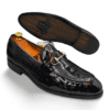 mocassin