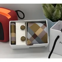 Coffret cravate - pochette - boutons de manchettes